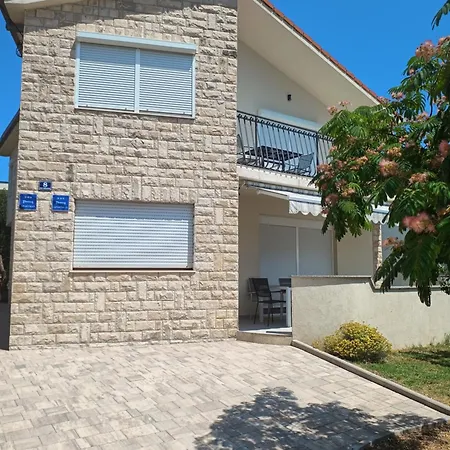Apartamento Sarah *
